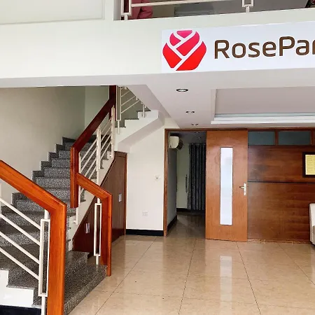 Rosepark Tuan Chau Bed & Breakfast